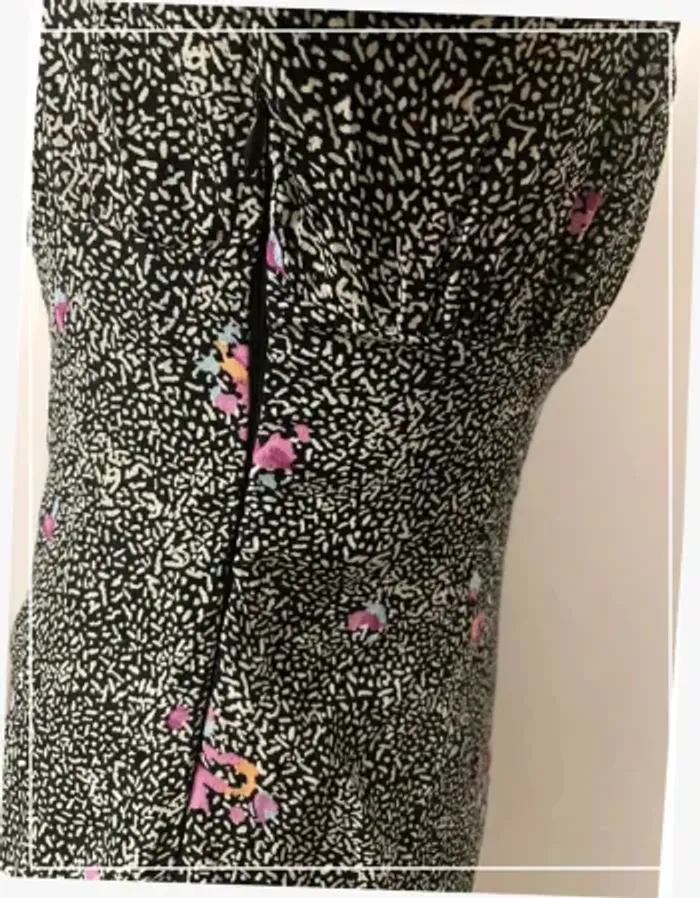 Robe babydoll smockée imprimé noire et rose Pimkie - photo numéro 7