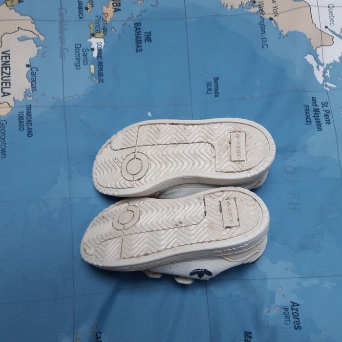 Baskets Adidas p.27 - photo numéro 5