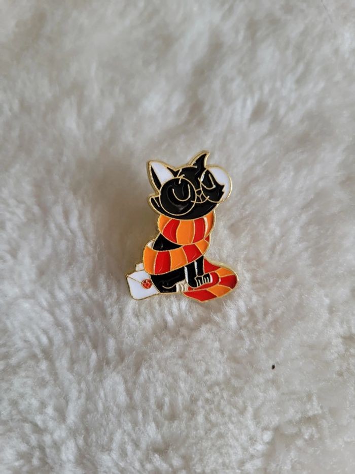 Pin's, broche chat à lunettes - photo numéro 2