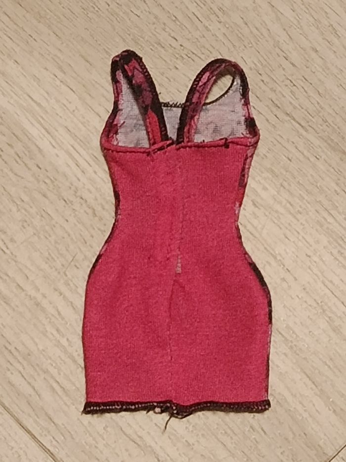 Lot vêtements Barbie - photo numéro 5