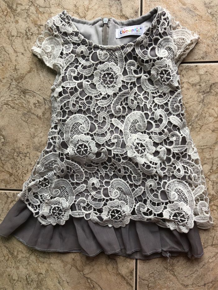 Lot robes 18 mois - photo numéro 3