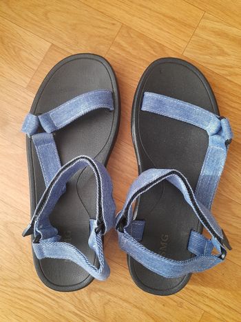 Sandales neuves en jean MSMG