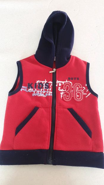 Gilet a capuche sans manche garçon 4 ans