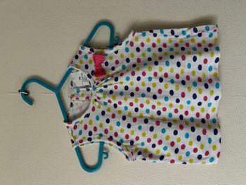 Tee-shirt à pois multicolor et noeud taille 6 mois