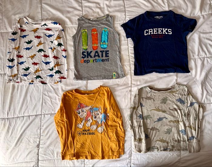 Lot d’habits 5 ans - photo numéro 4