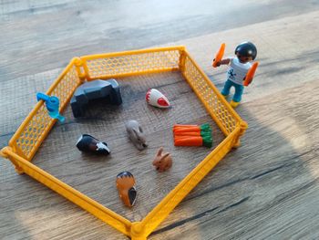 Enclos cochons d'Inde et lapins Playmobil