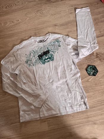 T-shirt manches longues neuf. Avec étiquette.