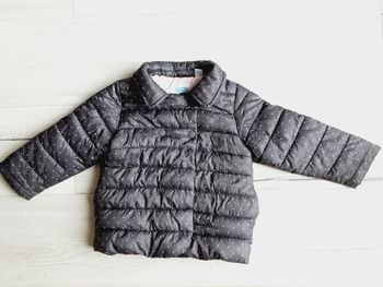 Vêtement fille veste blouson manteau doudoune grise à pois roses Obaïbi 18 mois