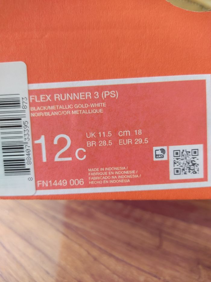 Baskets Nike flex runner T 29.5 - photo numéro 8