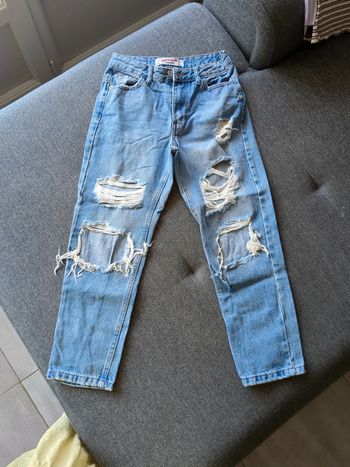 Jean large troué don't call me Jennyfer taille 30fr