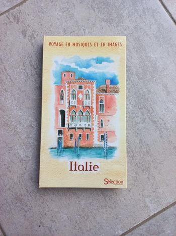 Coffret dvd livre cd Italie