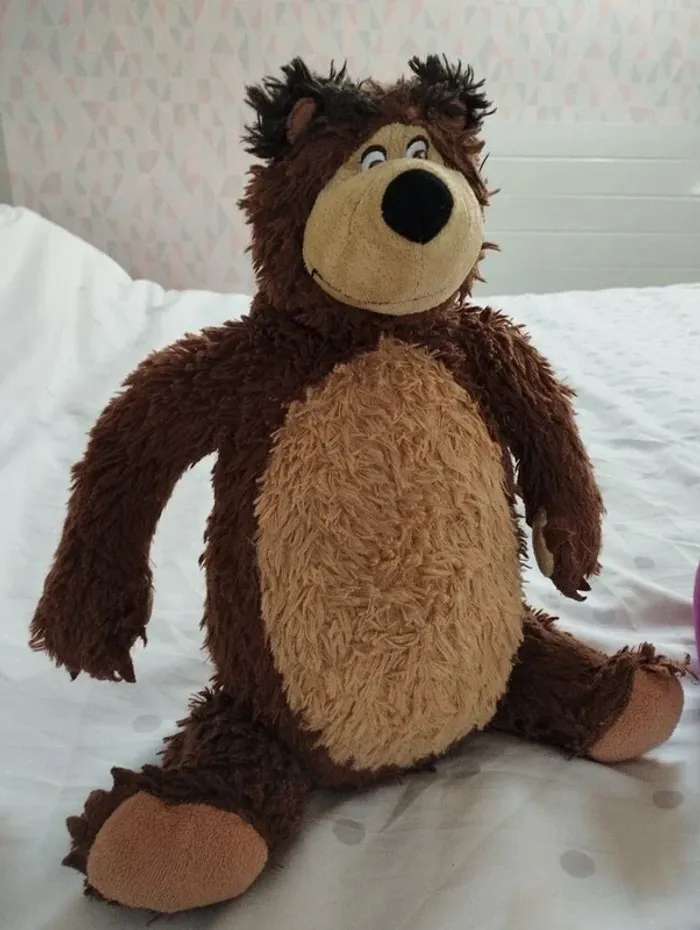Peluche Macha 40cm