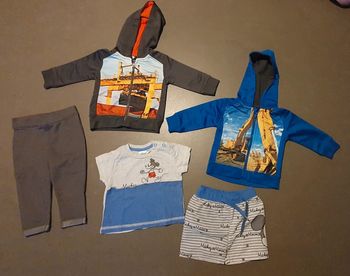 Lot de vêtements garçon 9 mois/  1 an