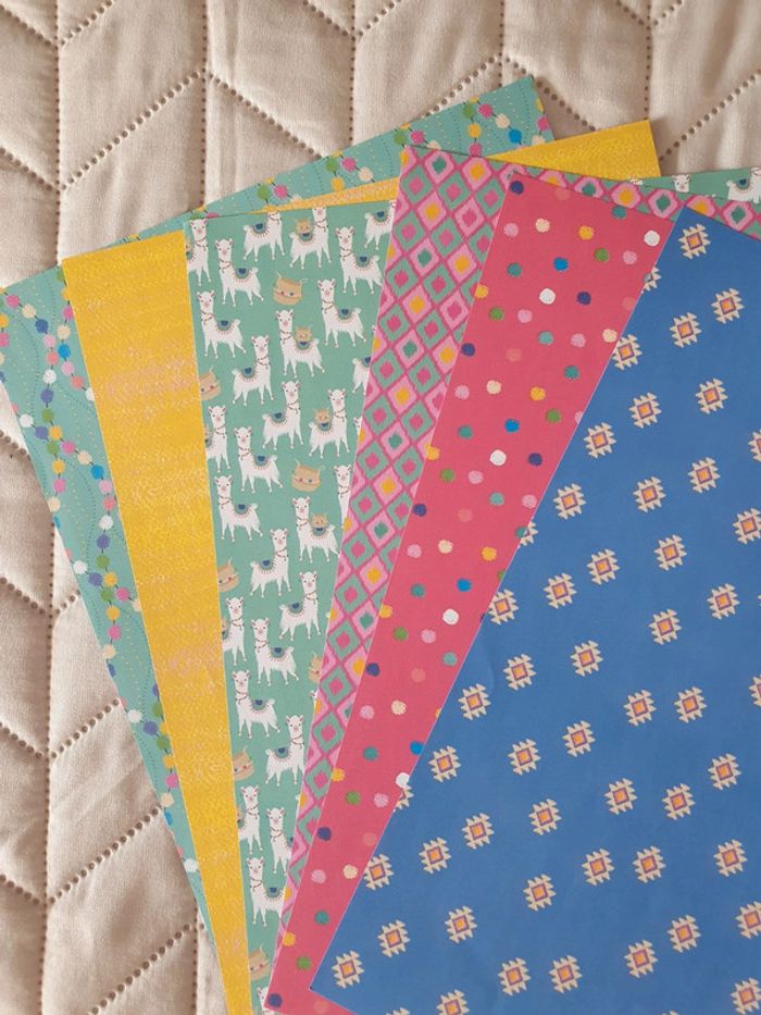 Lot papiers A4 et stickers scrapbooking Toga - photo numéro 4