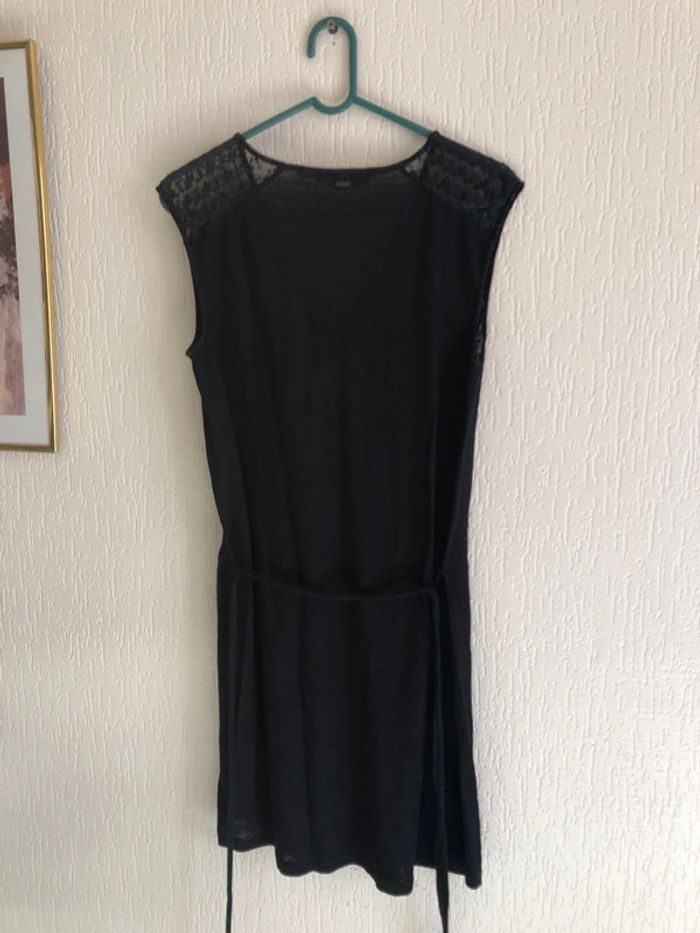 Robe IKkS noire 42 - photo numéro 4