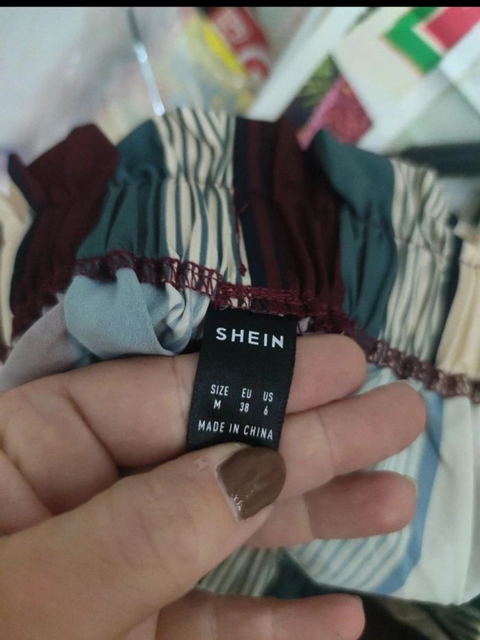 Short shein taille M(38) neuf - photo numéro 3