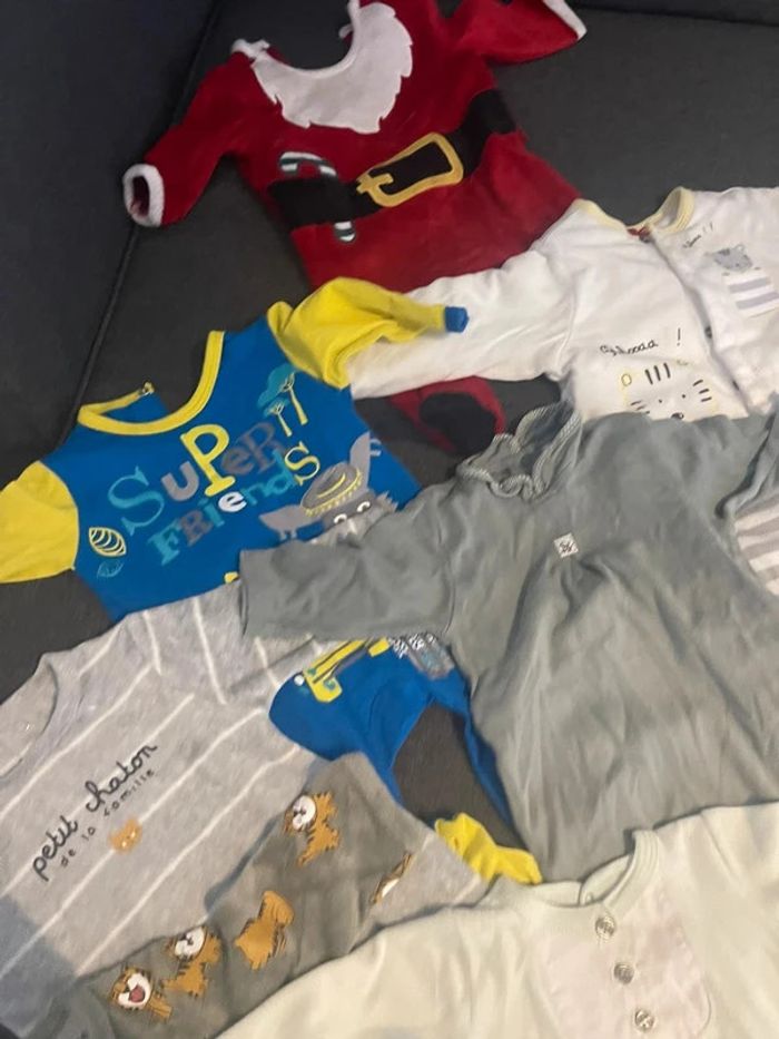 Lot de pyjamas 3 mois - photo numéro 3