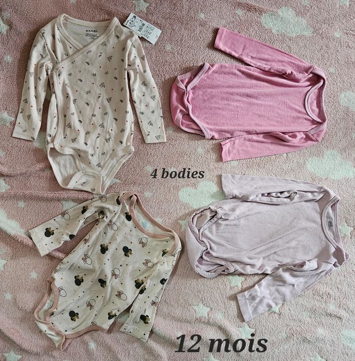 Gros lot de 16 vêtements 12 mois / 1 an. 1 pantalon, 11 tee-shirts et 4 bodies. Zara, Disney, H&M.. - photo numéro 2