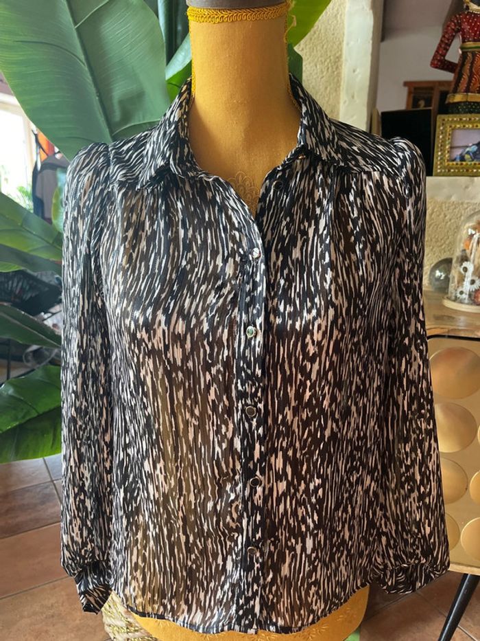 camiseta léopard print zara