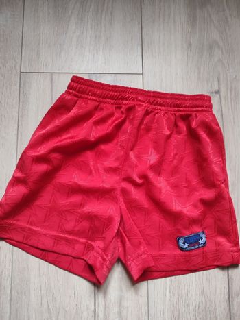 Short 2 ans