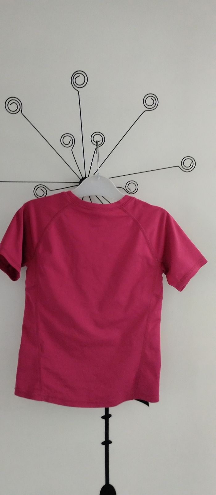 Tee-shirt manches courtes fuschia Quechua taille 8 ans - photo numéro 2