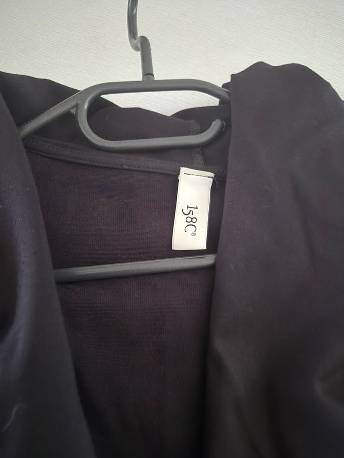 Veste longue noire et blanche 158C