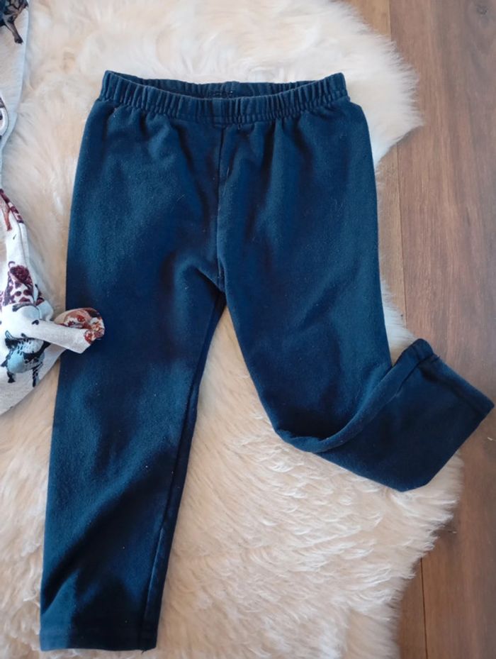 Lot  fille 2 ans 💗 blouse catimini + gilet Kiabi + legging sans marque - photo numéro 6