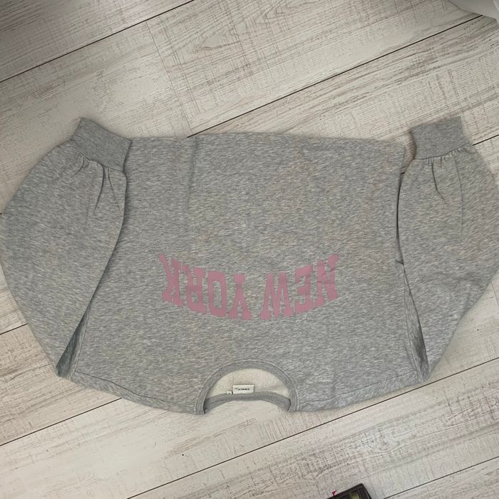 Sweat-shirt only