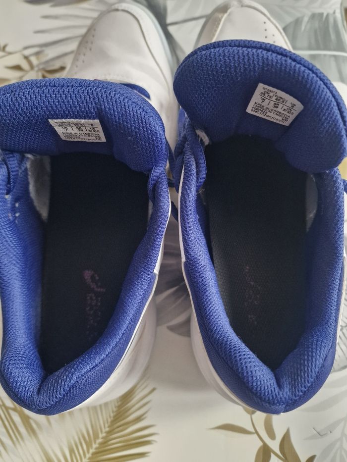 Baskets Oasics taille 40.5 - photo numéro 5