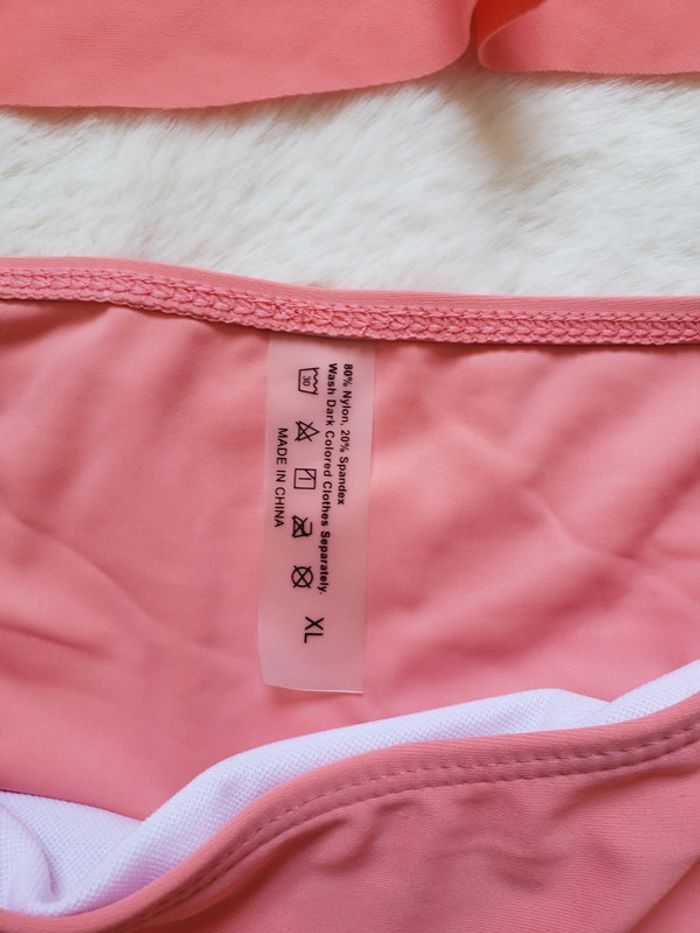Maillot de bain neuf - photo numéro 3