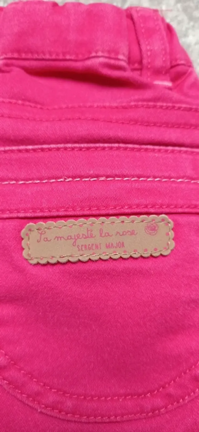 Pantacourt Sergent Major
Taille 4 ans 
Très bon état - photo numéro 7