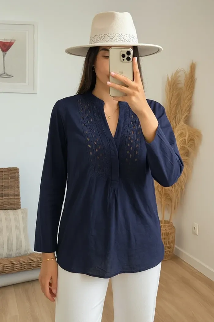 Blouse casual broderies style lin Mango - photo numéro 2