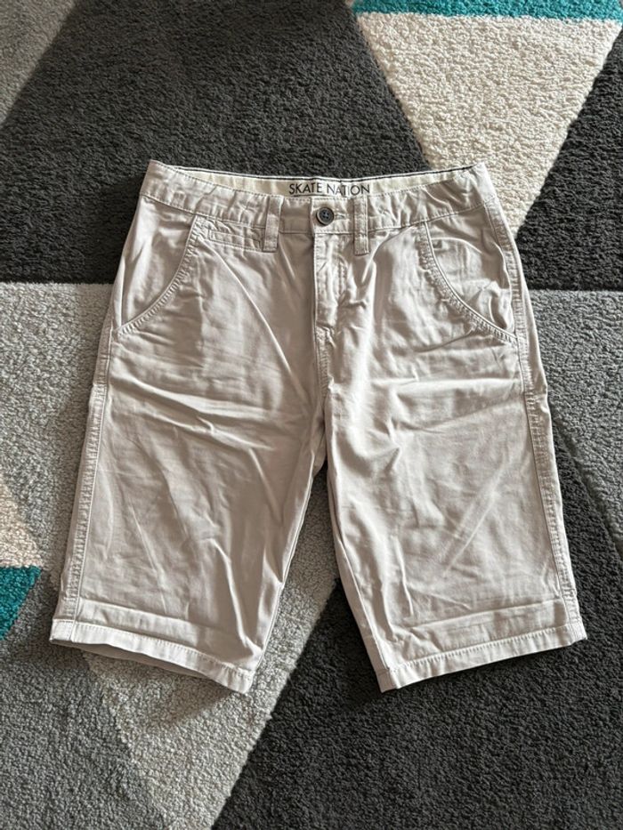 Short beige 12 ans