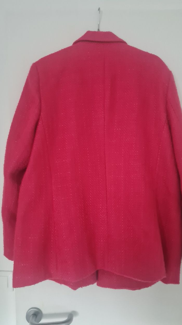 Très belle veste fuschia - photo numéro 3