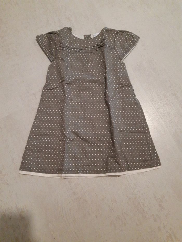 Robe grise 3 ans