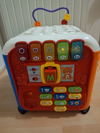 Maxi cube vtech