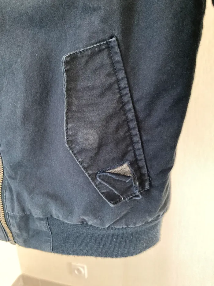 Blouson style bombers bleu marine taille 9 ans (134 cm) - photo numéro 3