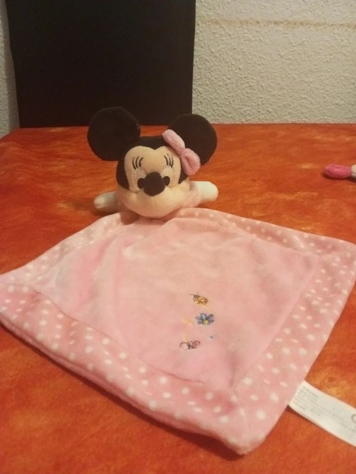 Doudou plat carré Minnie, Disney Nicotoy