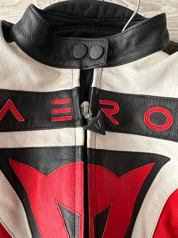 Combinaison moto blouson et pantalon cuir Dainese - photo numéro 6