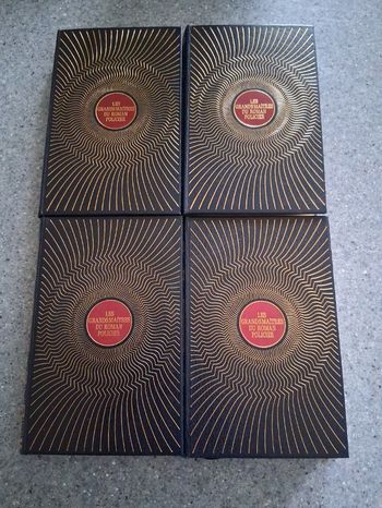 Lot de 4 romans policier " les grands maitres du roman policier "