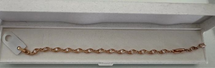 Bracelet femme plaqué or neuf