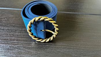 Ceinture cuir bleu roi