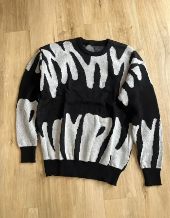 Pull Noir Blanc Y2K Taille L