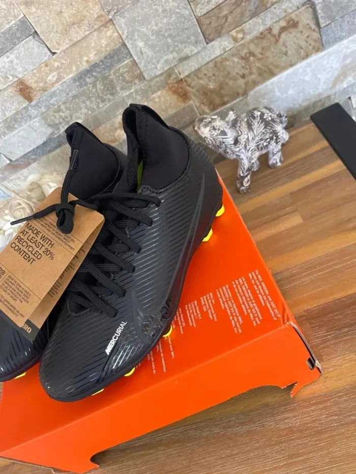 Crampons Nike Mercurial - photo numéro 2