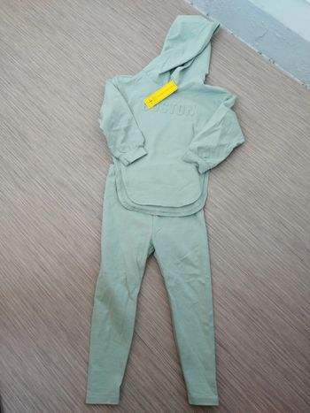 Ensemble 2 pièces fille taille 3 ans Neuf