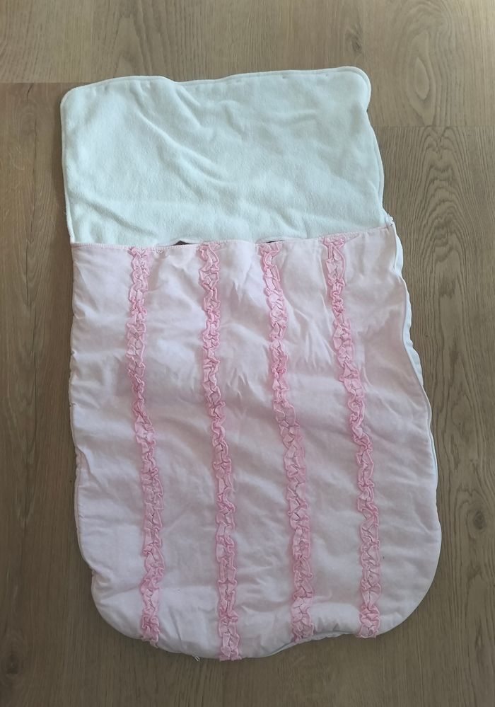 Nid d'ange rose petit bateau - photo numéro 1