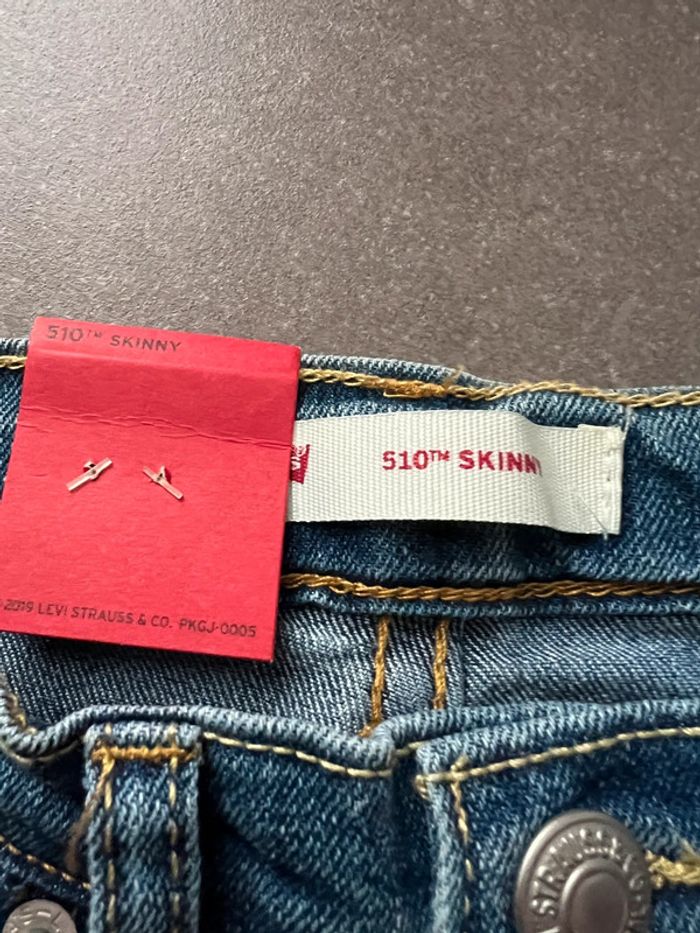Jeans Levis 6 ans - photo numéro 3