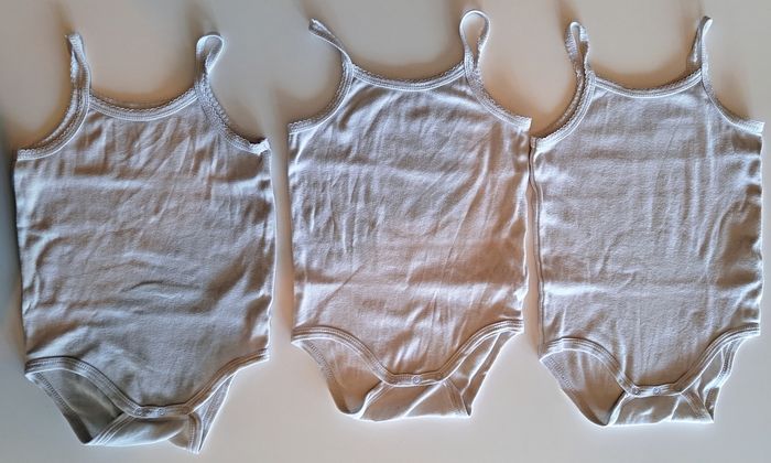 Lot de bodys fille 36 mois 98 cm TBE - photo numéro 8