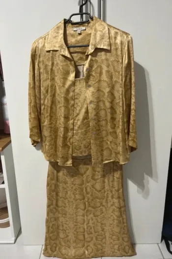 Ensemble Un Deux Trois élégant croco