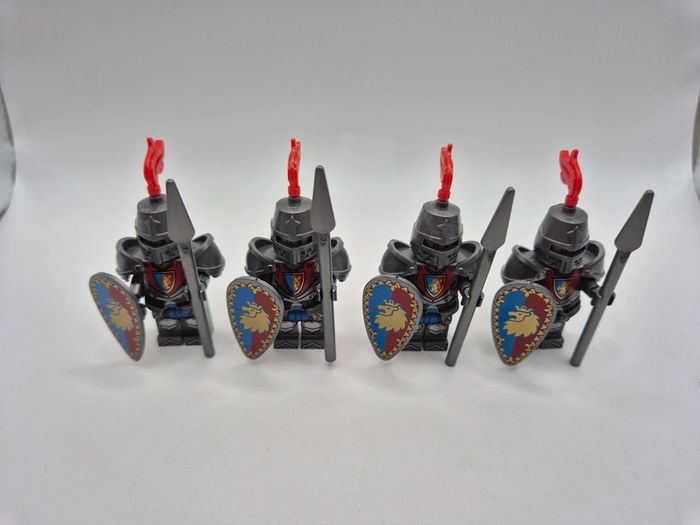 Figurines type lego 4 soldats chevaliers Du Lion - photo numéro 5